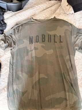 NOBULL Men's Camo Short Sleeve Tee - Olive Green Camo